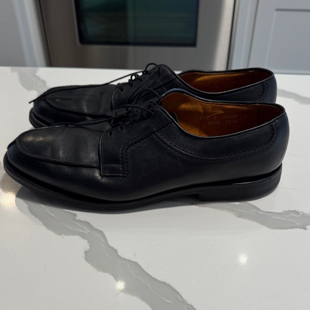 Allen Edmonds Black Leather Oxfords